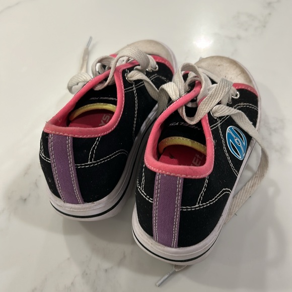 Heelys - Picture 2 of 3